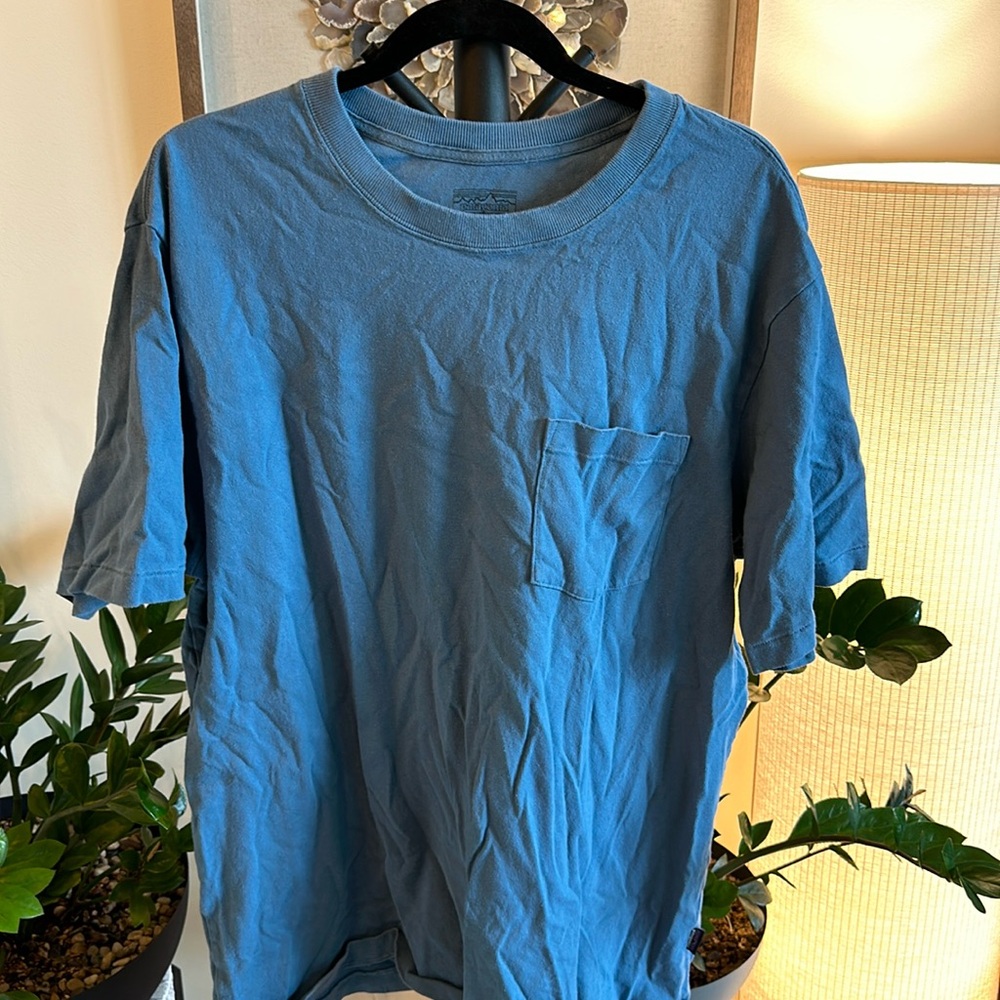 Men’s XL Patagonia Pocket Tee
